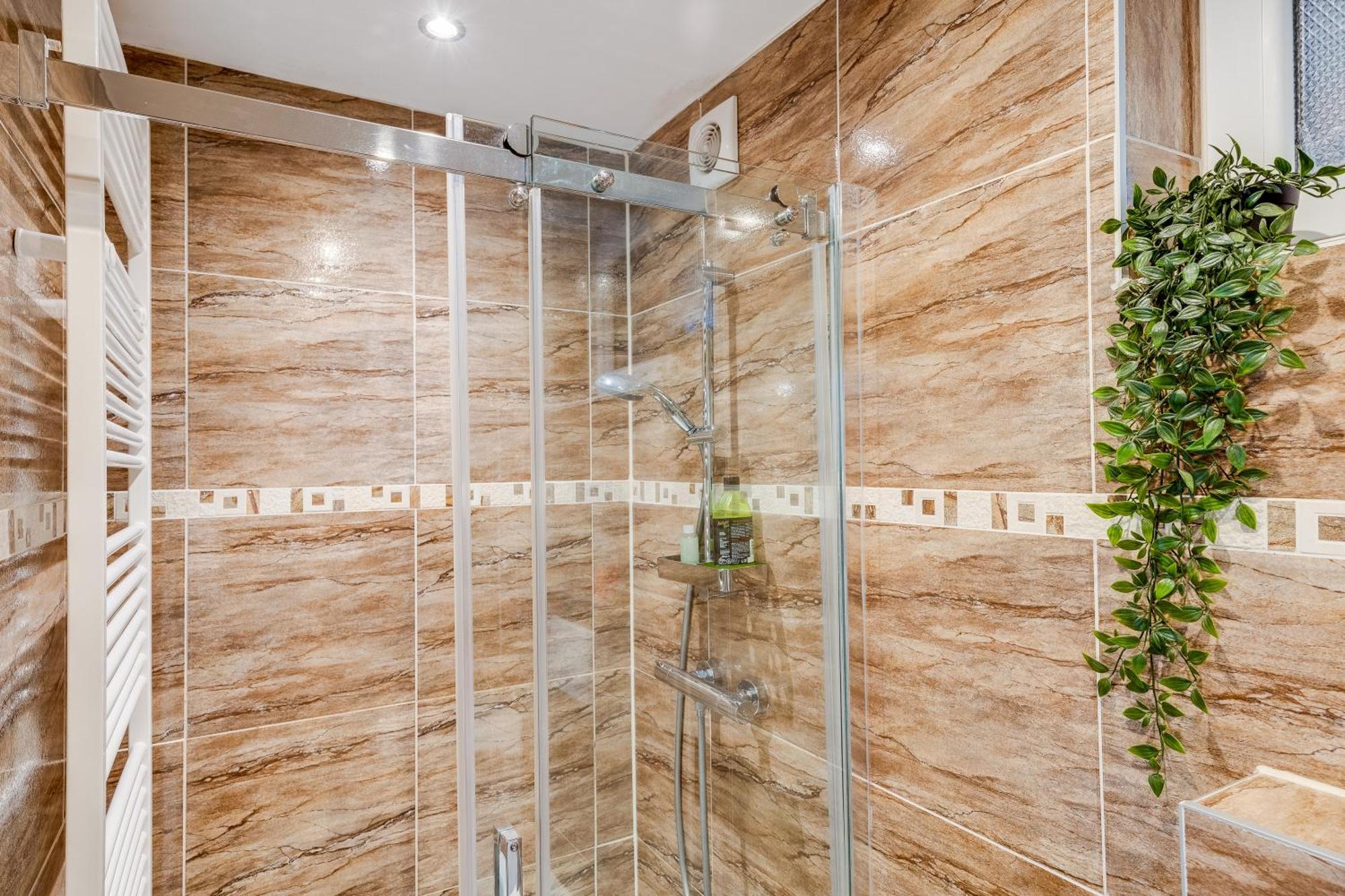 Luxe Wellness Apartment Apeldoorn With Jacuzzi And Sauna Exterior photo